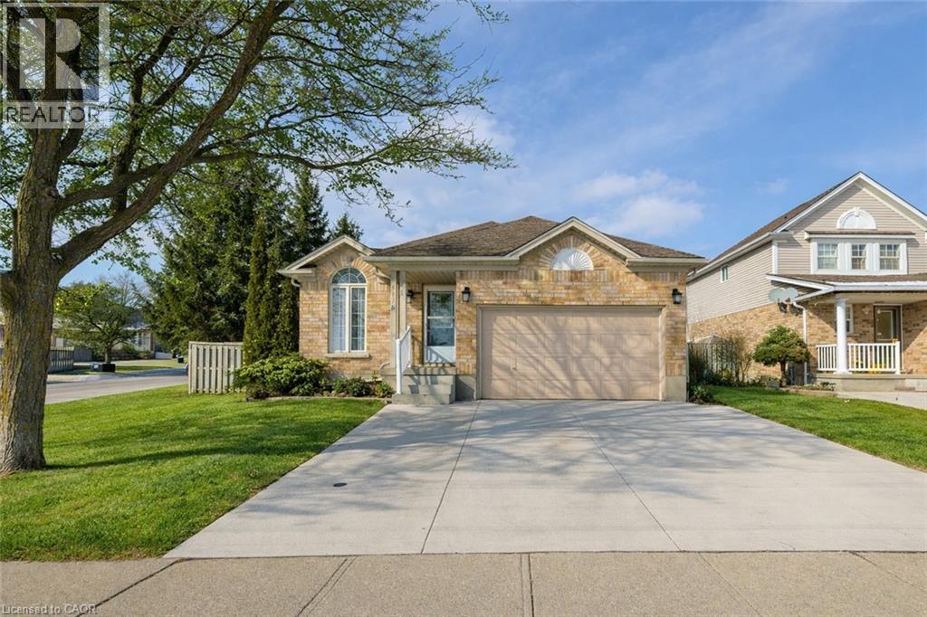 617 TRICO Drive, Cambridge, Ontario N3H5P2 | REALTOR.ca