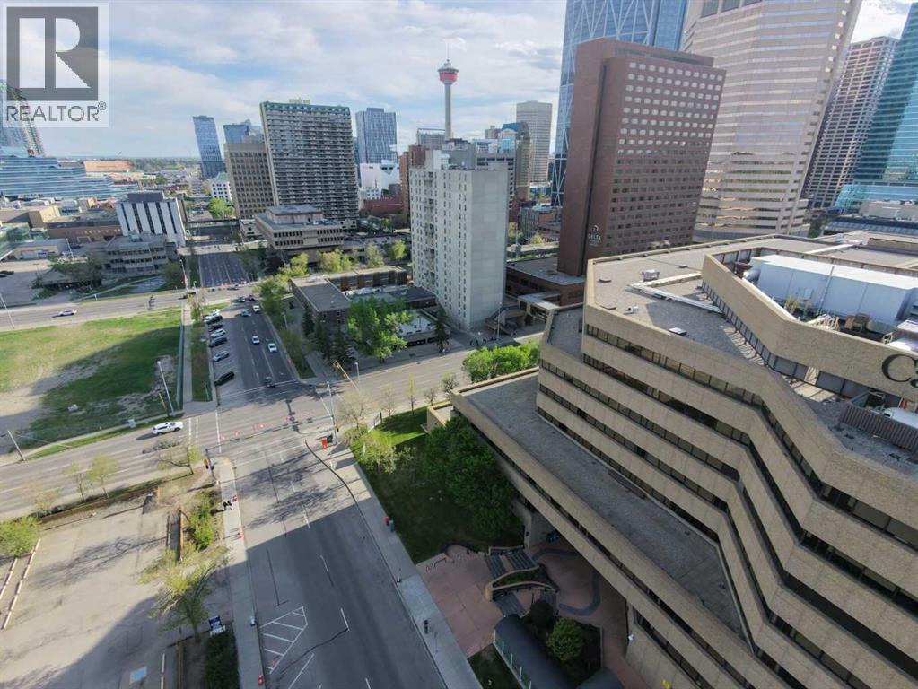 Apartment for Sale in 209, 333 Riverfront Avenue SE|Calgary, Alberta T2G5R1 4