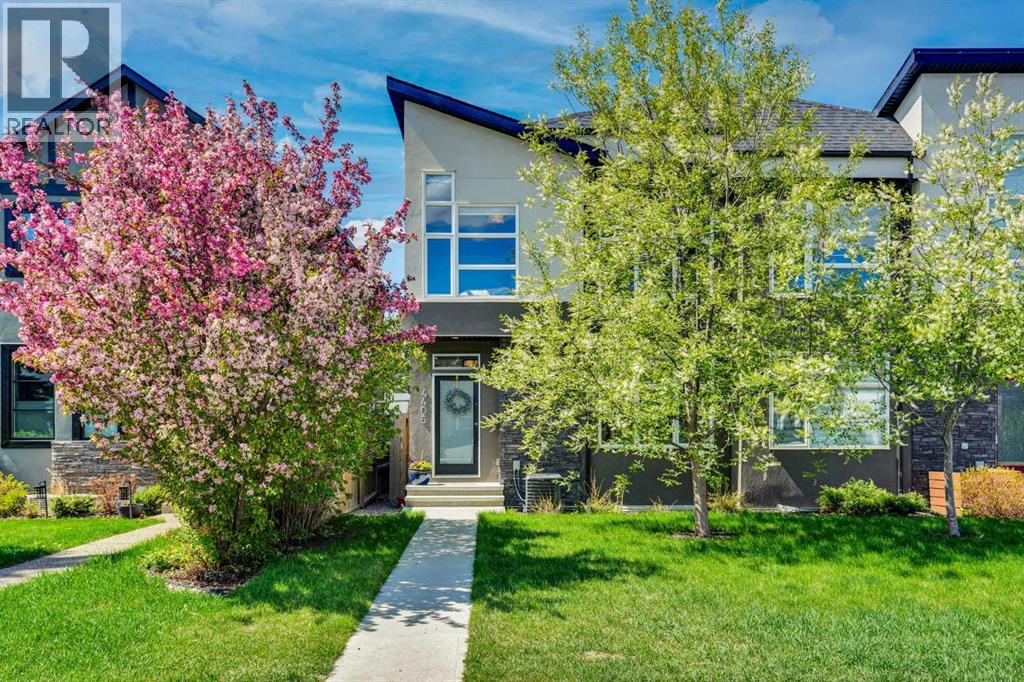 Duplex for Sale in 4405 20 Avenue NW|Calgary, Alberta T3B0T5