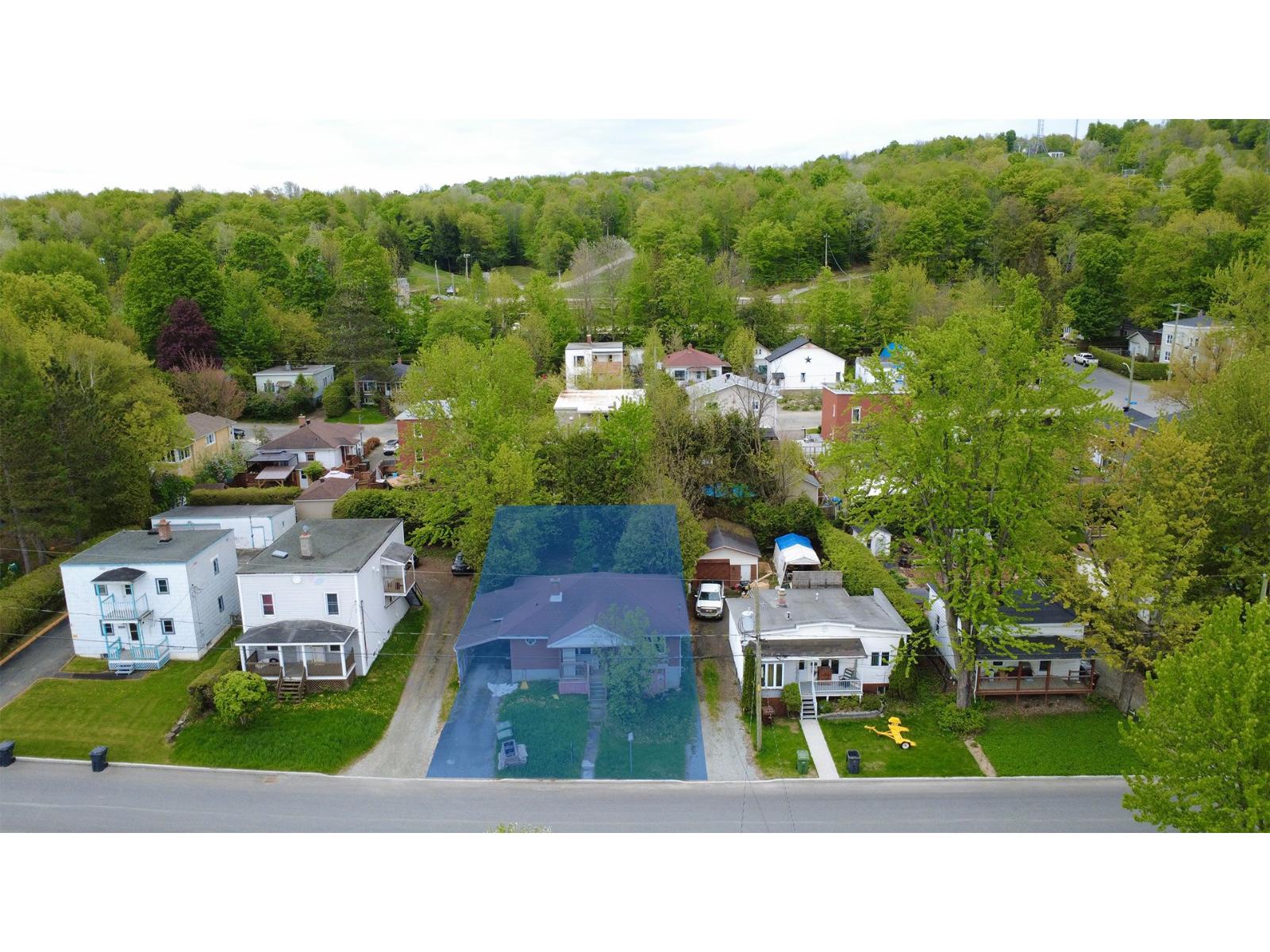 1350 Rue Massé, Sherbrooke (Les Nations), Quebec J1H2V6