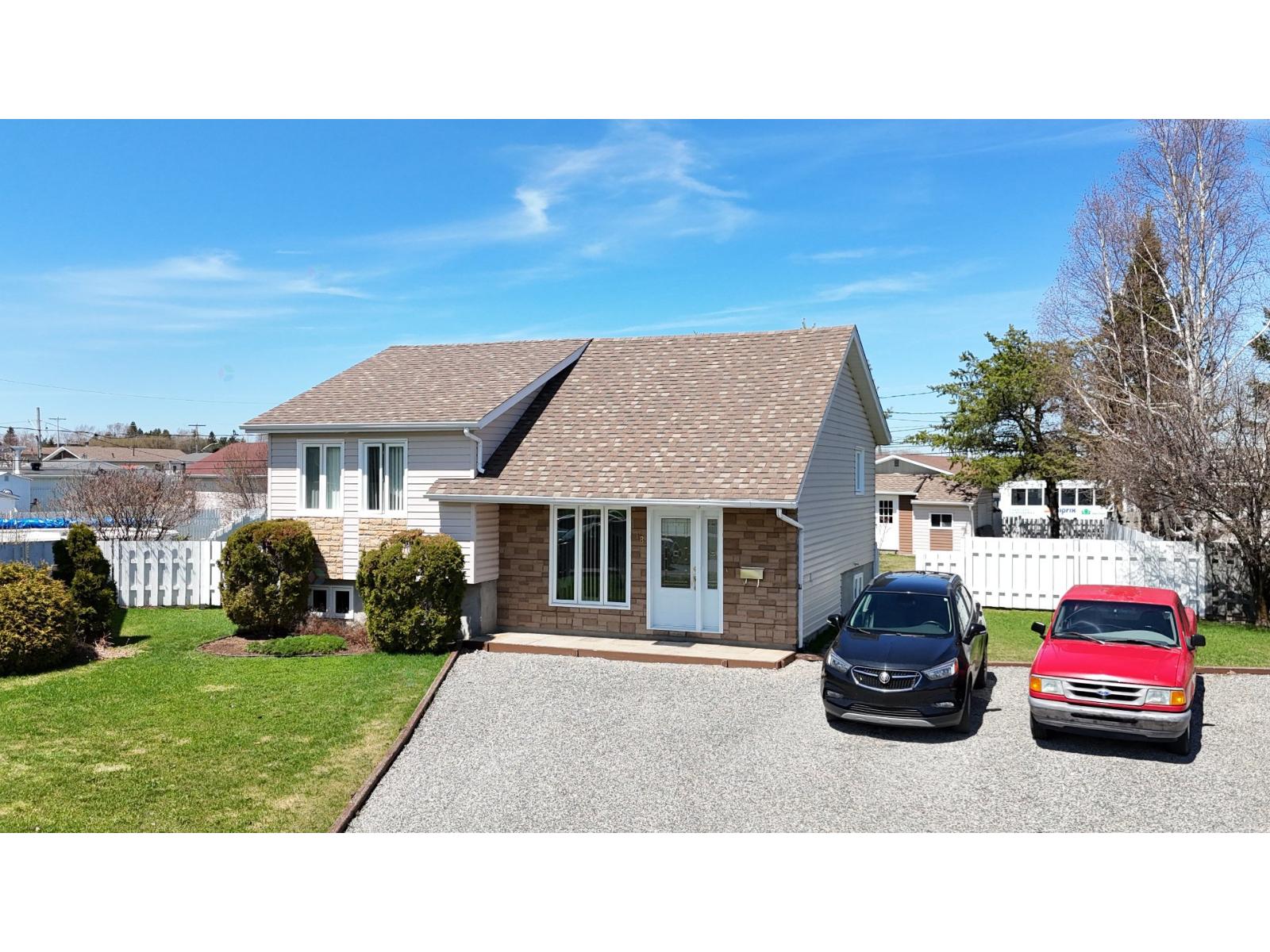 18 Av. Demers O., La Sarre, Quebec J9Z2Z2