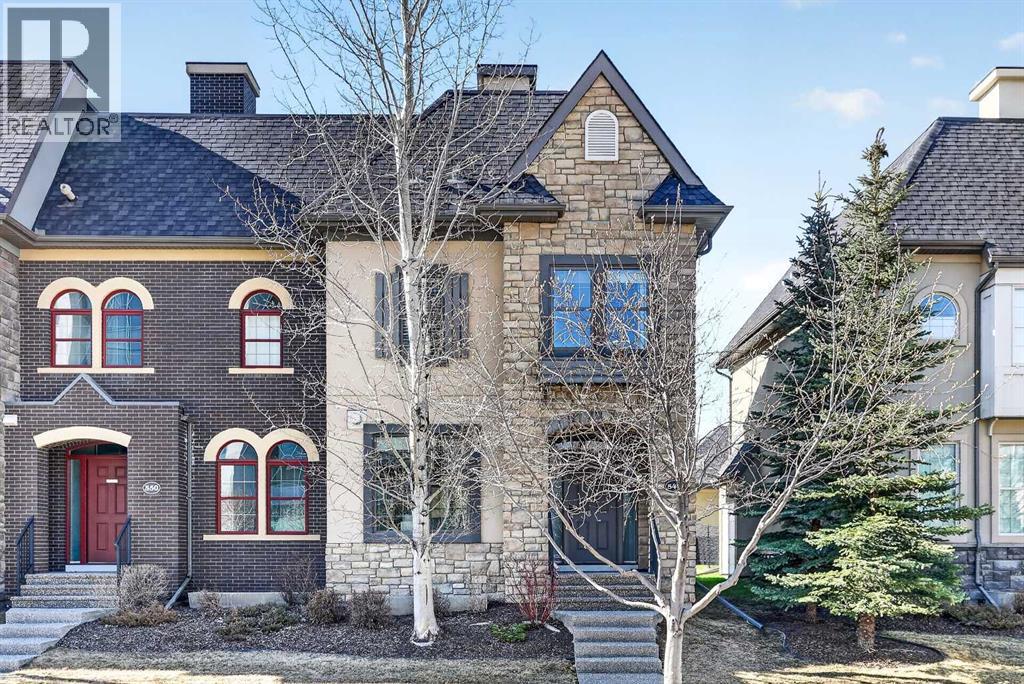 Row / Townhouse for Sale in 548 Quarry Park Boulevard SE|Calgary, Alberta T2C5E8 2