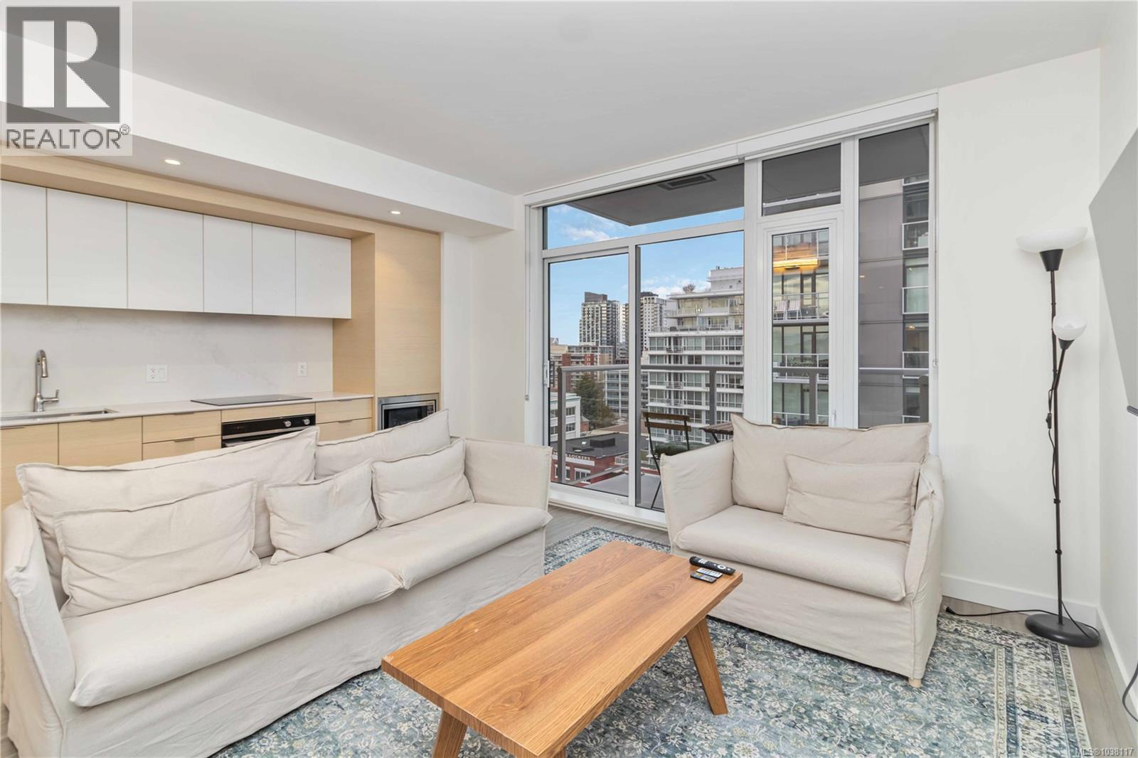Victoriaページ For sale: 1204 848 Yates St, Victoria, British Columbia V8W0G2