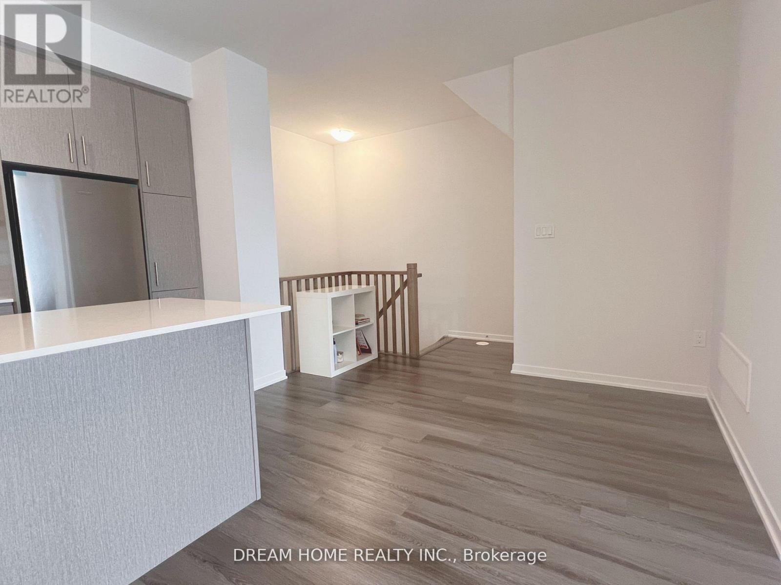 Row / Townhouse for Sale in 161 - 20 LLOYD JANES LANE|Toronto (New Toronto), Ontario M8V0J5 4