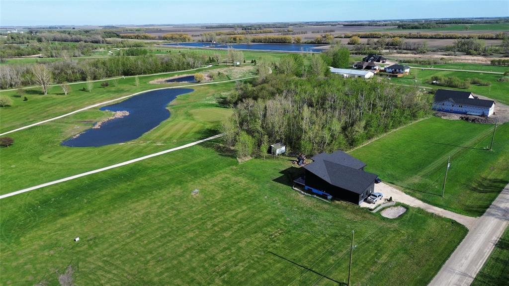 For sale: 45147 T.Tkachyk Road, Elm Creek, Manitoba R0G0N0