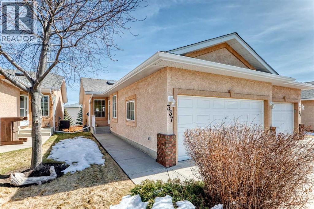 Duplex for Sale in 337 Harvest Lake Green NE|Calgary, Alberta T3K4R1 2