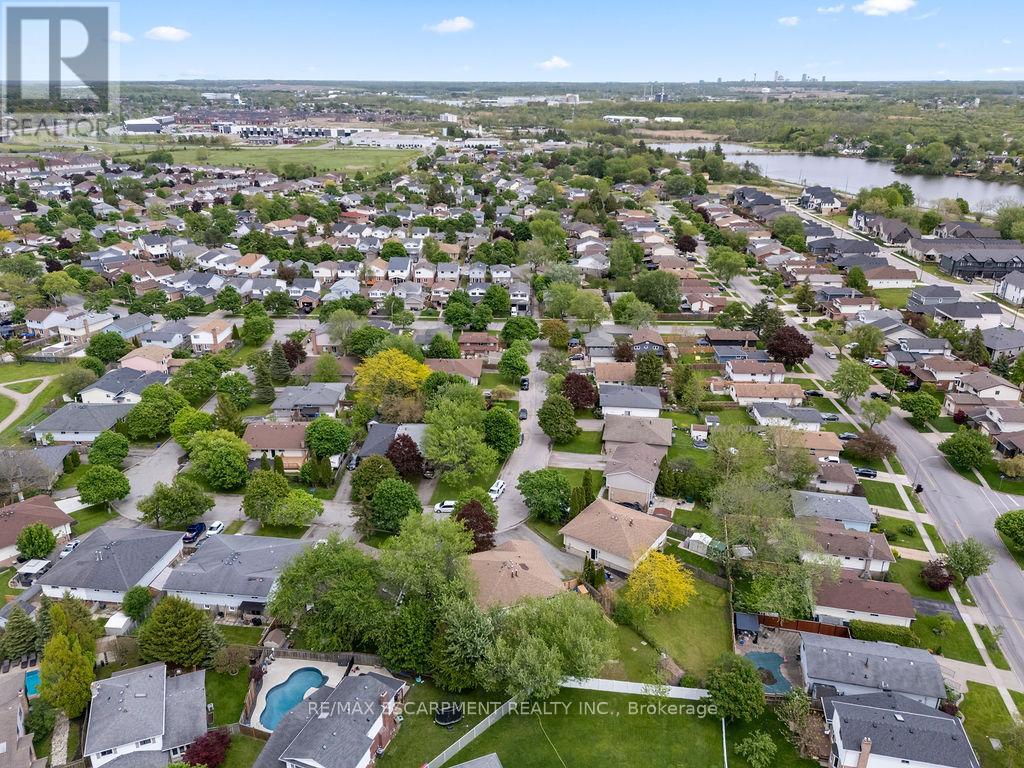 For sale: 24 TARA CRESCENT, Thorold (Confederation Heights