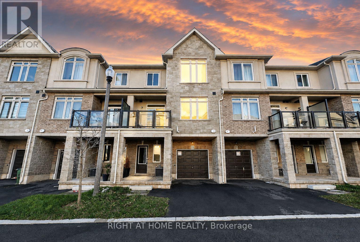 For sale: 22 - 40 ZINFANDEL DRIVE, Hamilton (Fruitland), Ontario