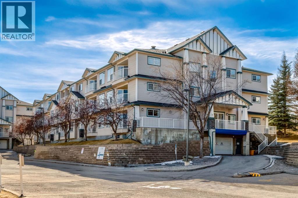 Apartment for Sale in 101, 11 Somervale View SW|Calgary, Alberta T2Y4A9 2