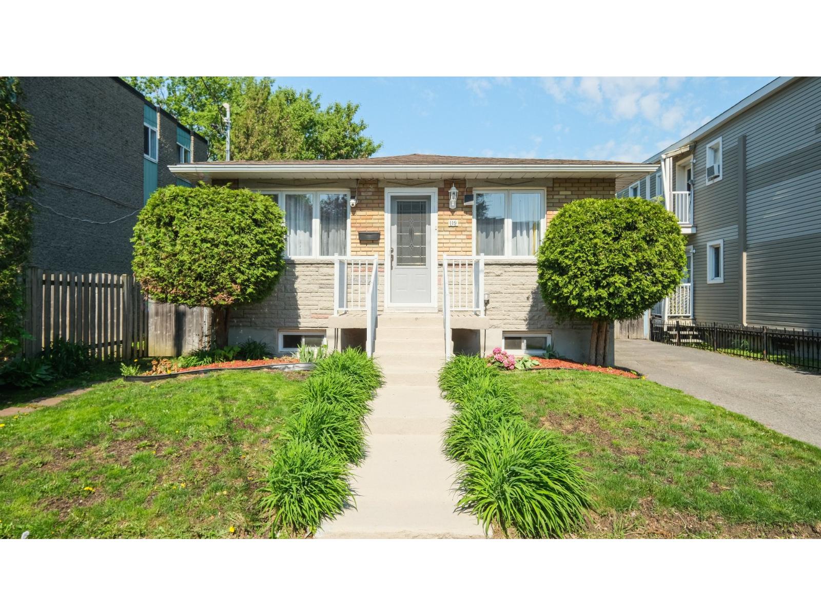 119 Rue Goyette, Longueuil (Le Vieux-Longueuil), Quebec J4J2W8
