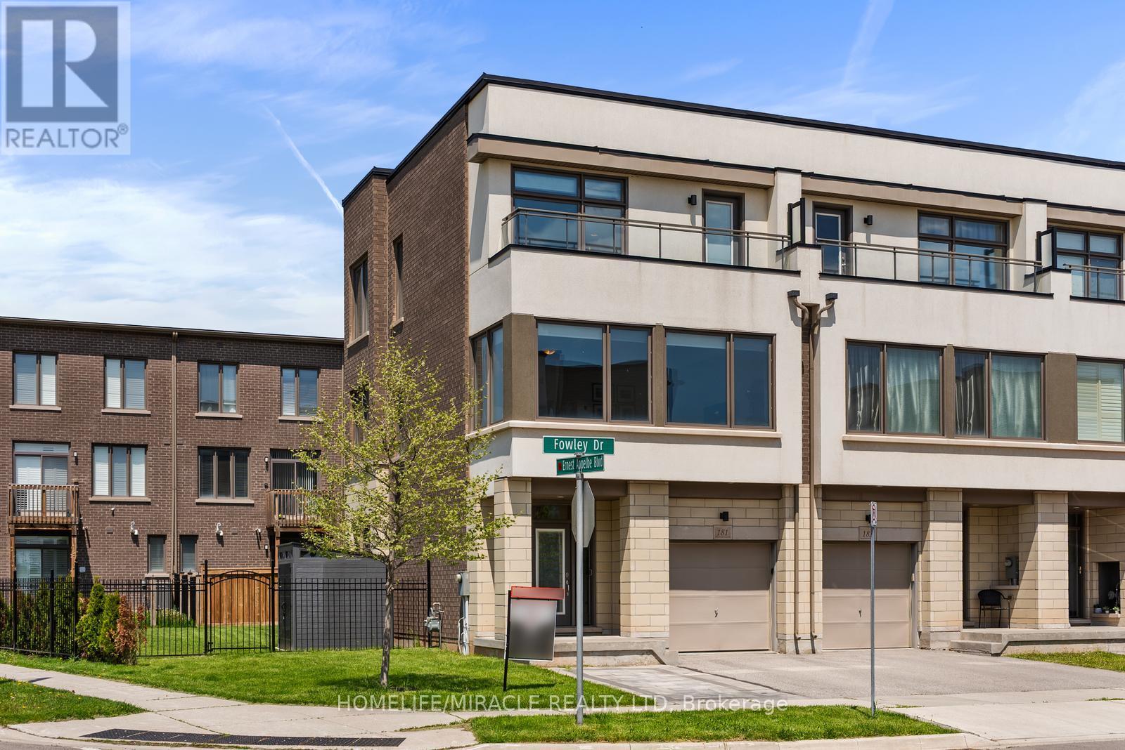 Row / Townhouse for Sale in 181 FOWLEY DRIVE|Oakville (GO Glenorchy), Ontario L6H0P2 2