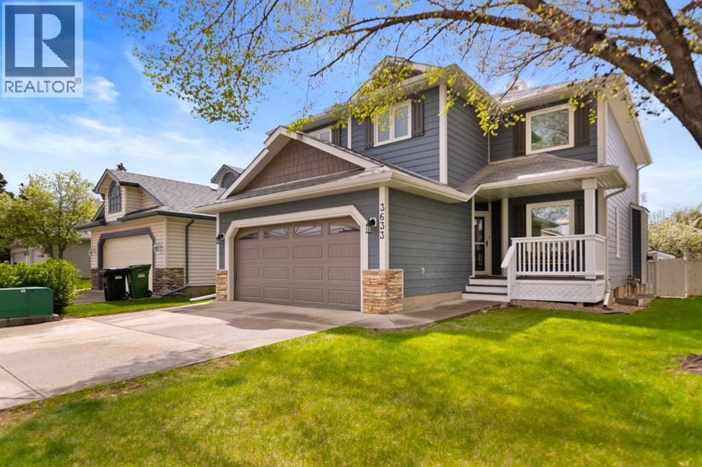 House for Sale in 3633 Douglas Woods Heights SE|Calgary, Alberta T2Z2G4 2