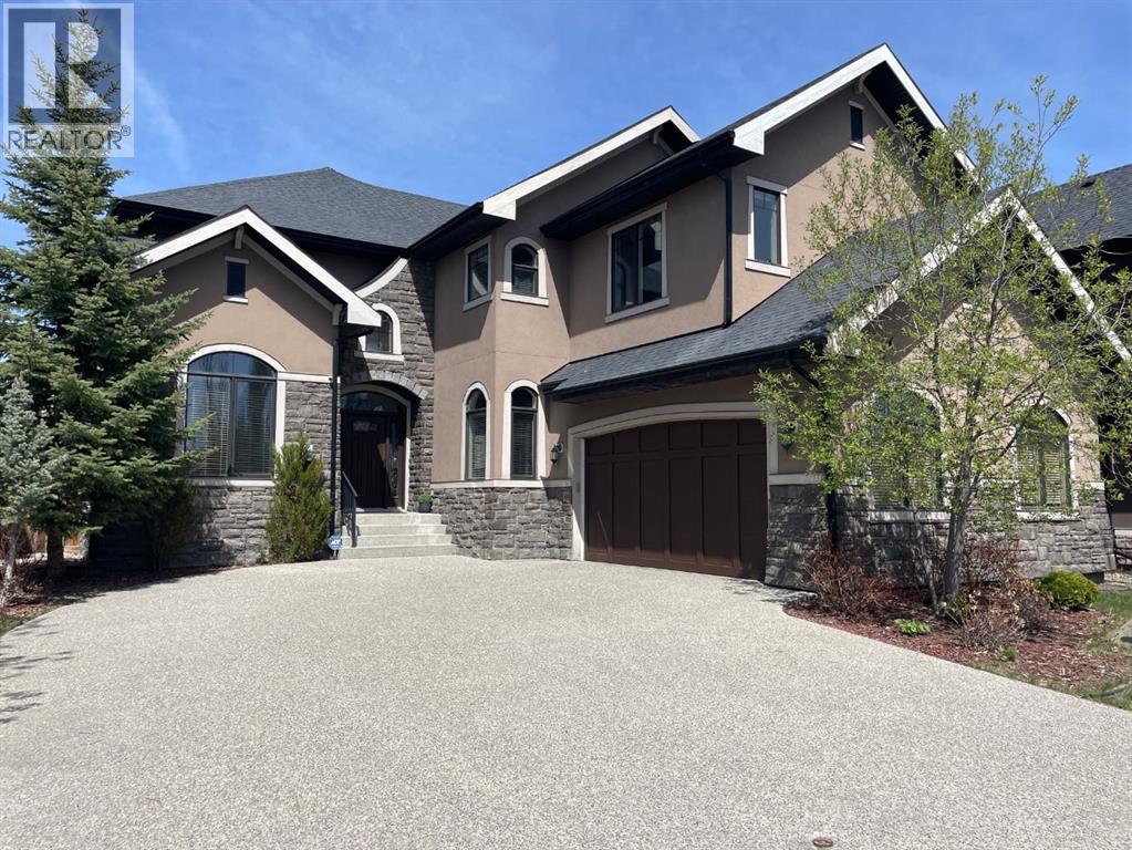 House for Sale in 52 Wentworth Crescent SW|Calgary, Alberta T3H0H1 2
