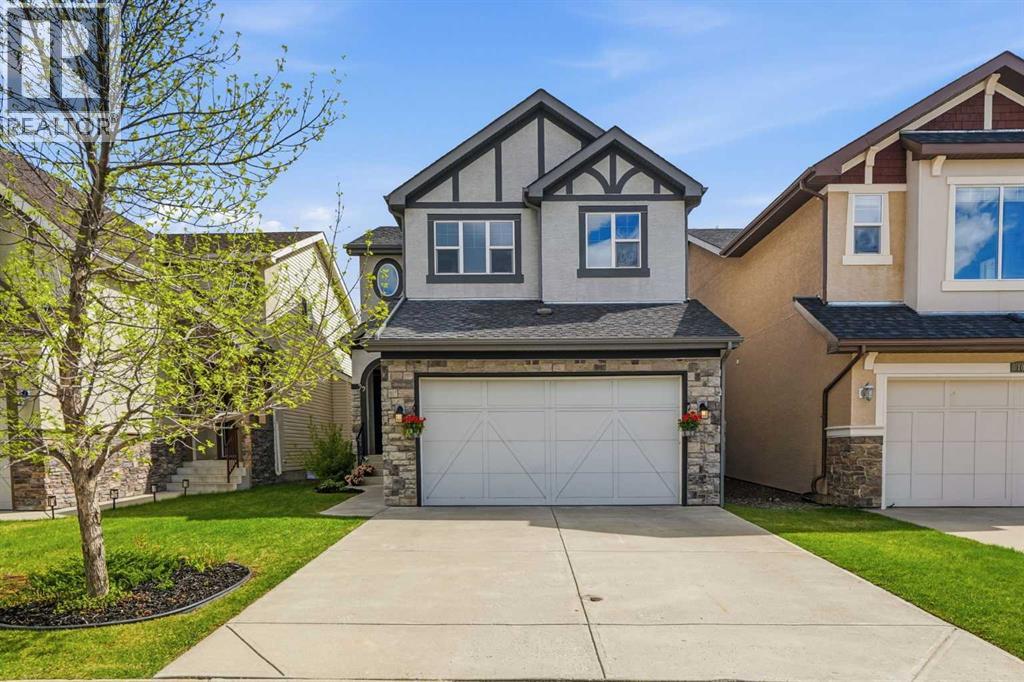 House for Sale in 99 Aspen Hills Close SW|Calgary, Alberta T3H0C6