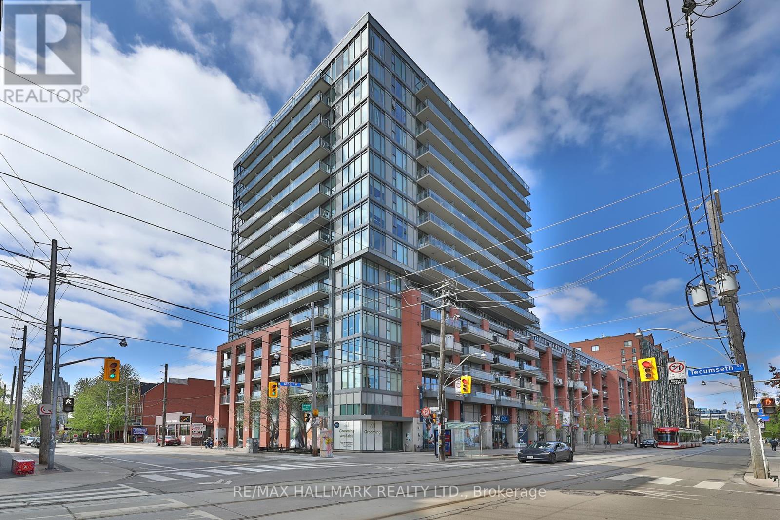 307E - 78 TECUMSETH STREET, Toronto (Niagara), Ontario M5V0A9