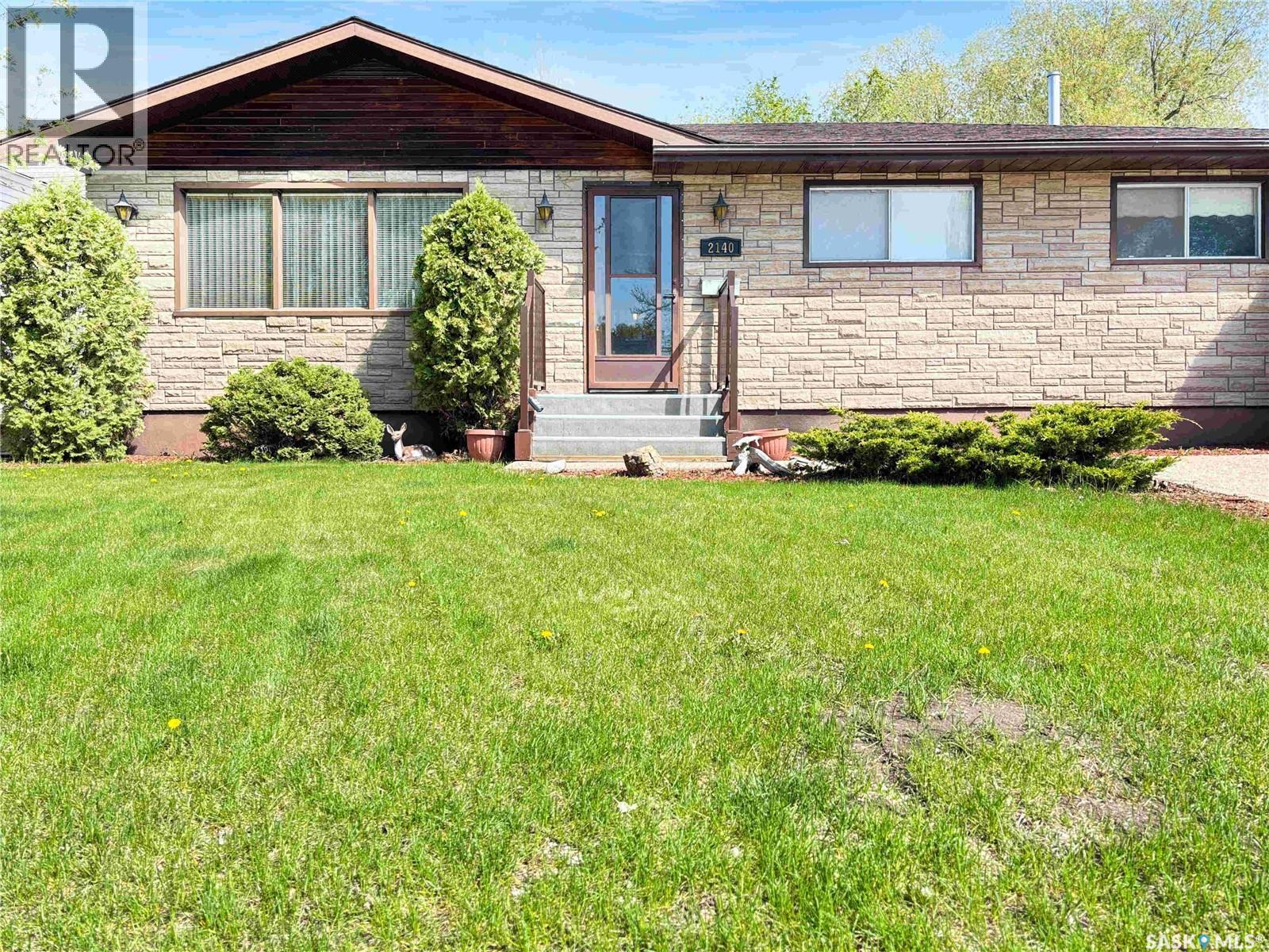 2140 37th STREET W