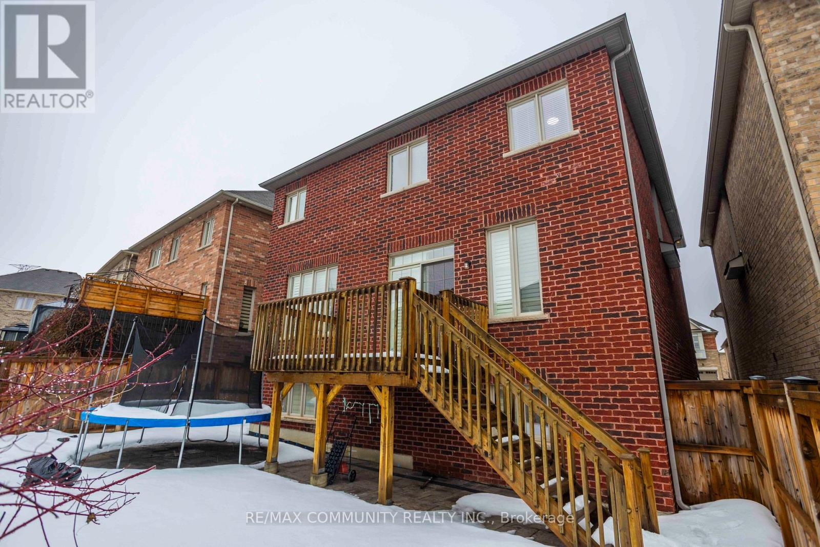 For sale: 74 STANNARDVILLE DRIVE, Ajax (Northwest Ajax), Ontario