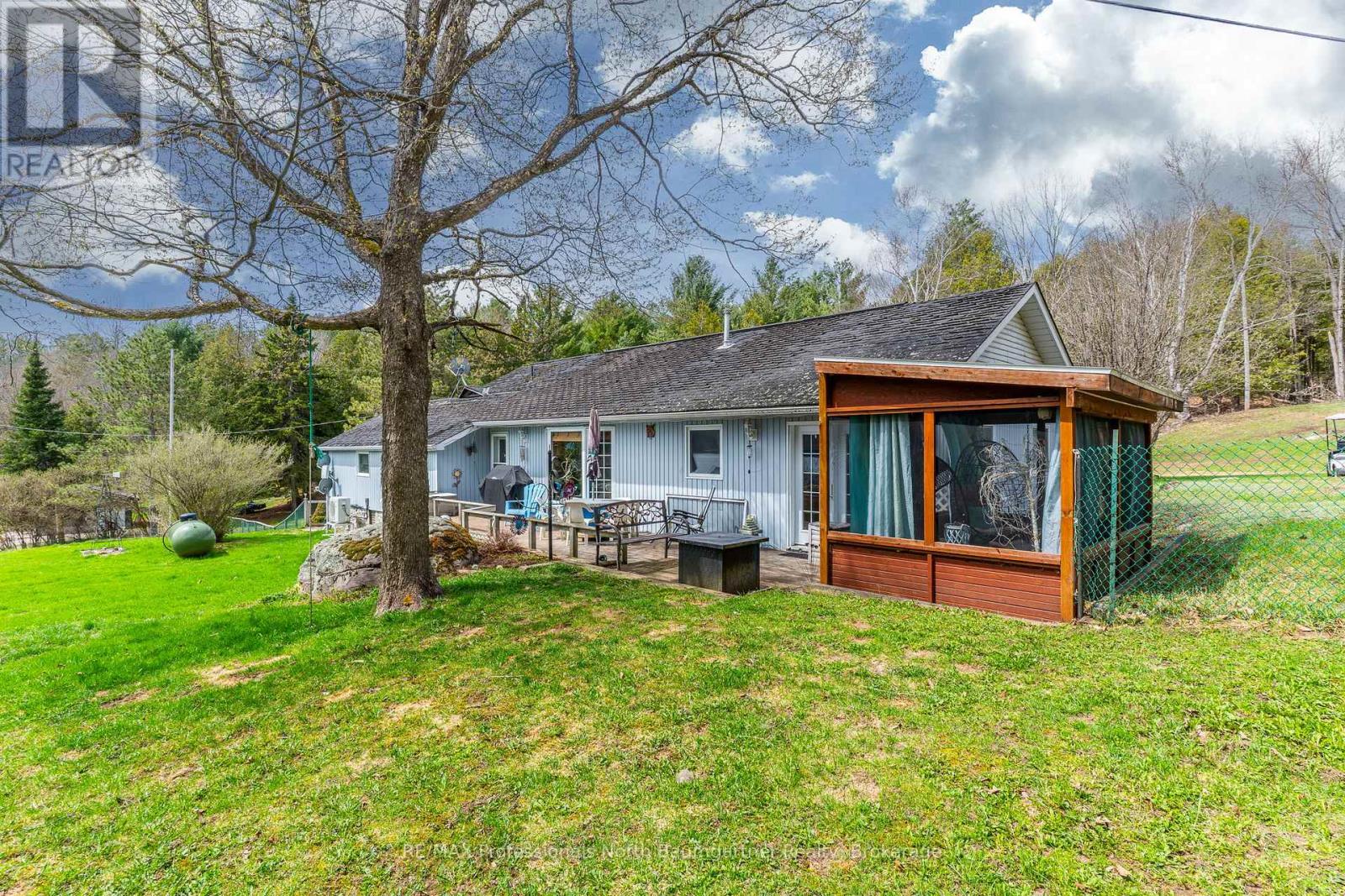 1093 REYNOLDS ROAD