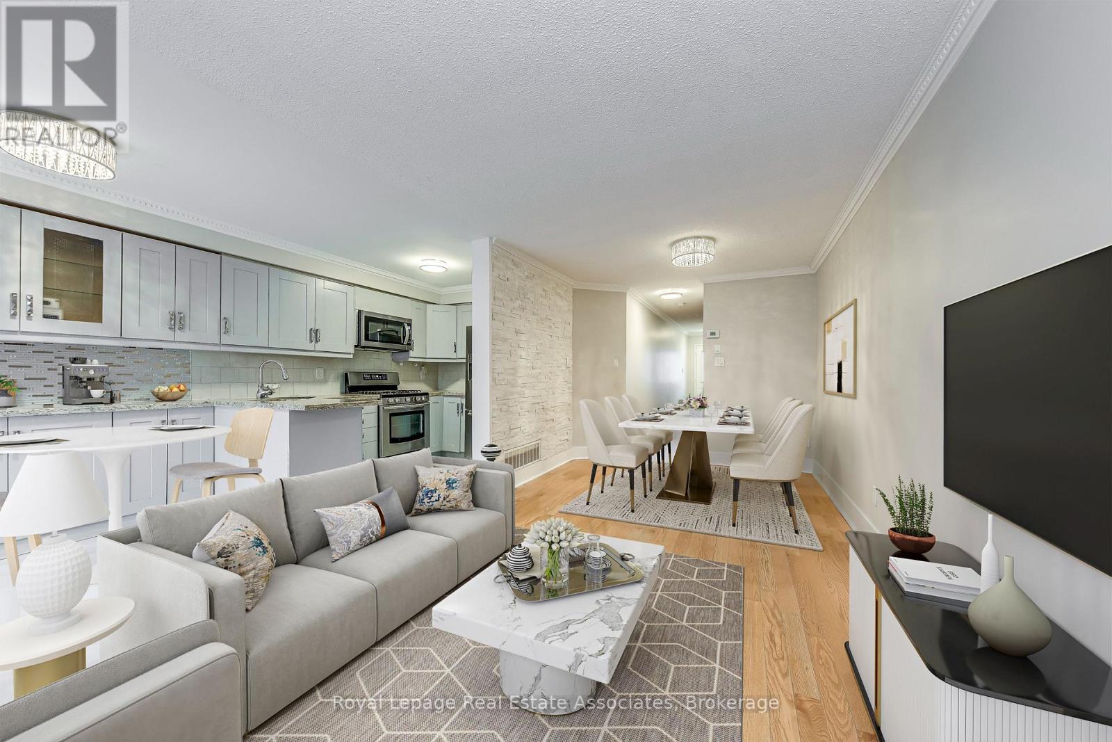 Row / Townhouse for Sale in 6978 LISANNE COURT|Mississauga (Lisgar), Ontario L5N6Z7 2