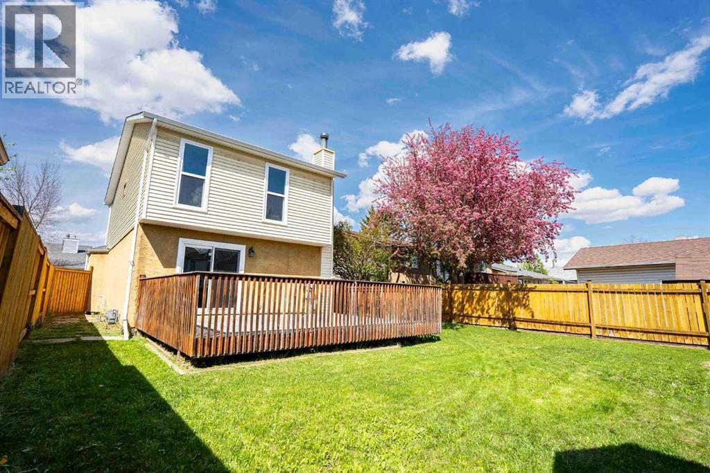 House for Sale in 55 Templegreen Drive NE|Calgary, Alberta T1Y4Z1 4