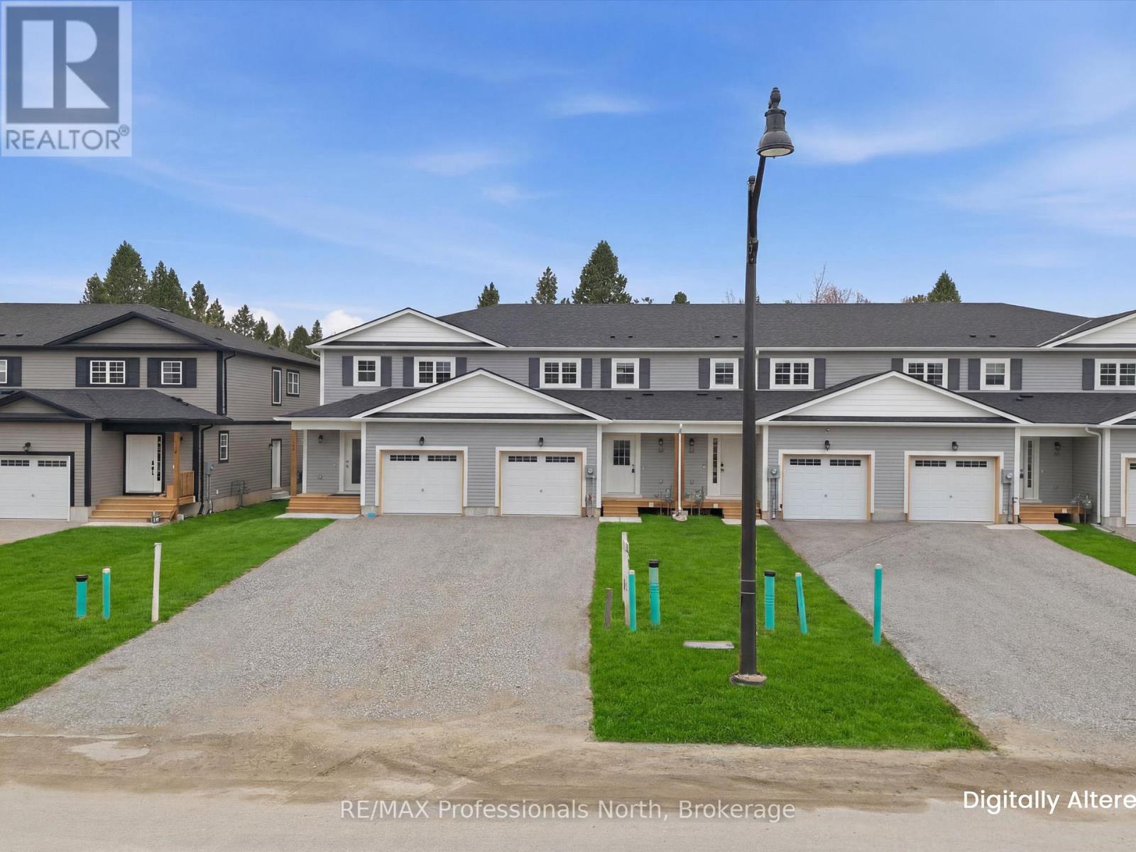 18 MCCONNELL CRESCENT