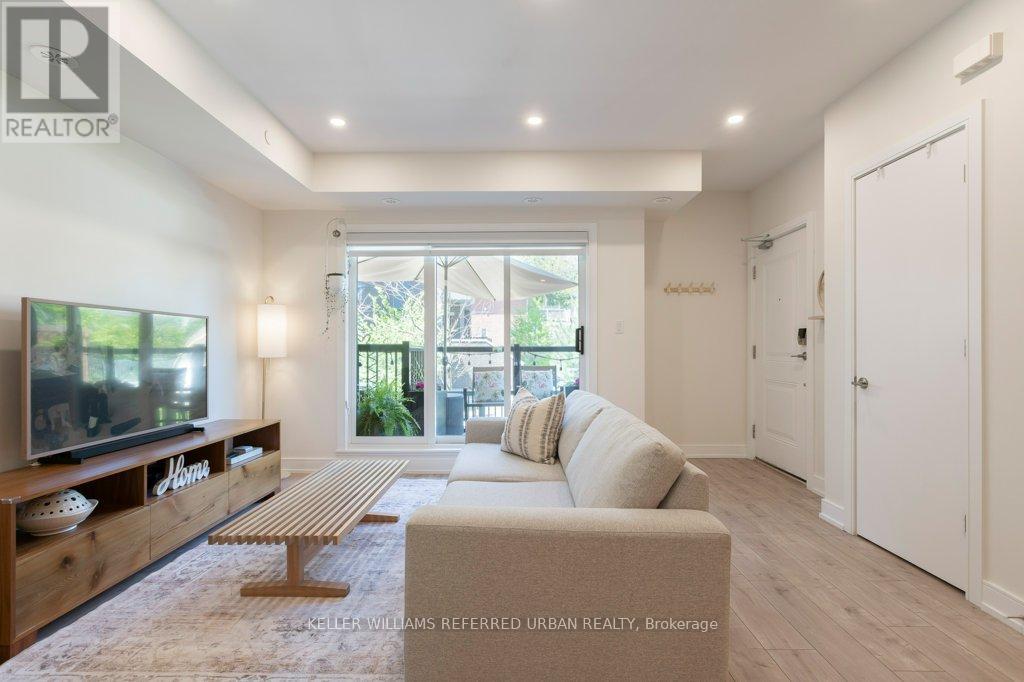 Row / Townhouse for Sale in 6 - 66 LONG BRANCH AVENUE|Toronto (Long Branch), Ontario M8W3J4 3