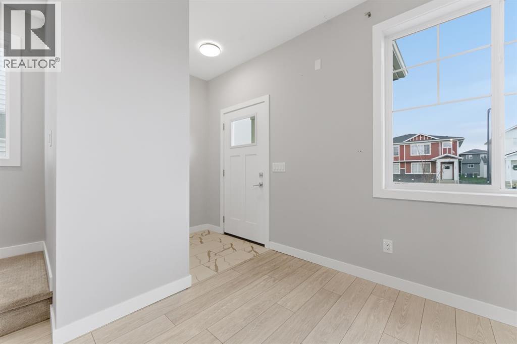 Duplex for Sale in 1060 West Lakeview Drive|Chestermere, Alberta T1X2T3 3