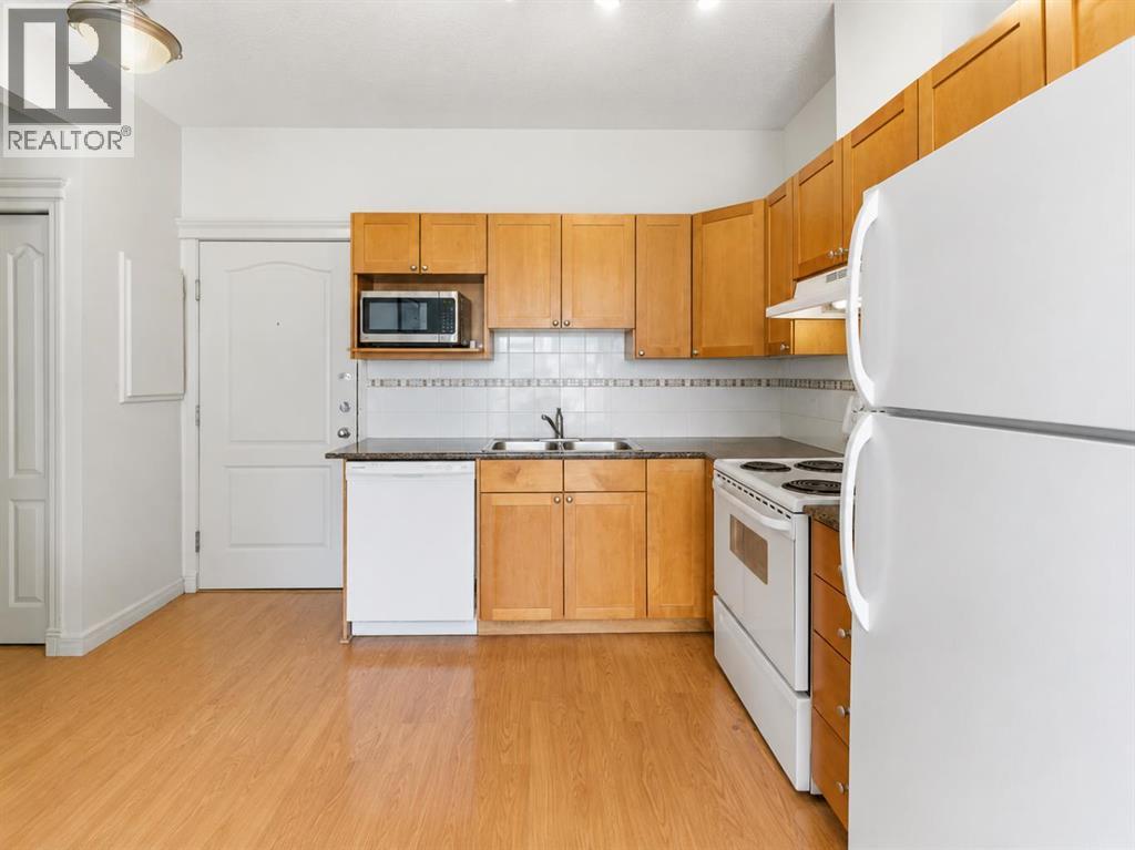 Apartment for Sale in 317, 333 Riverfront Avenue SE|Calgary, Alberta T2G5R1 2