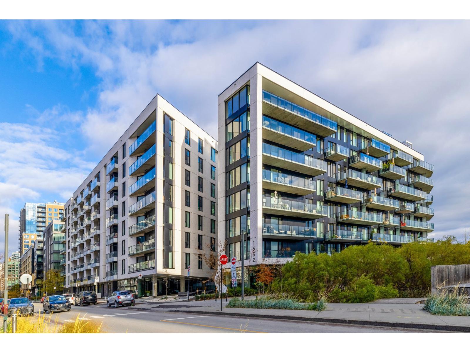 1550 Rue des Bassins, #422, Montréal (Le Sud-Ouest), Quebec H3C0W5