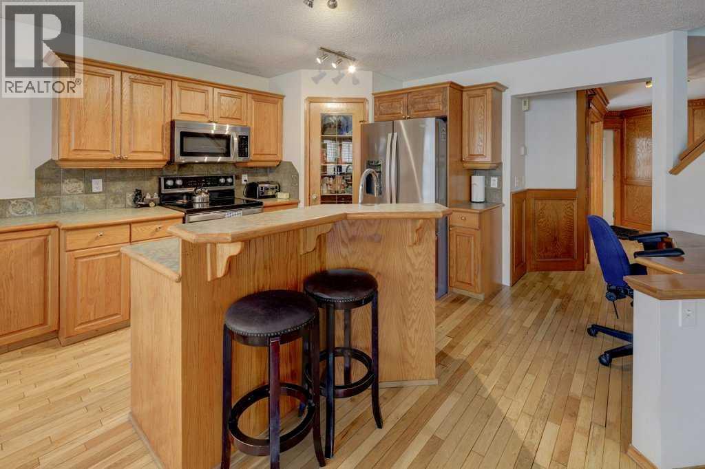 House for Sale in 182 Harvest Creek Close NE|Calgary, Alberta T3K4P8 5