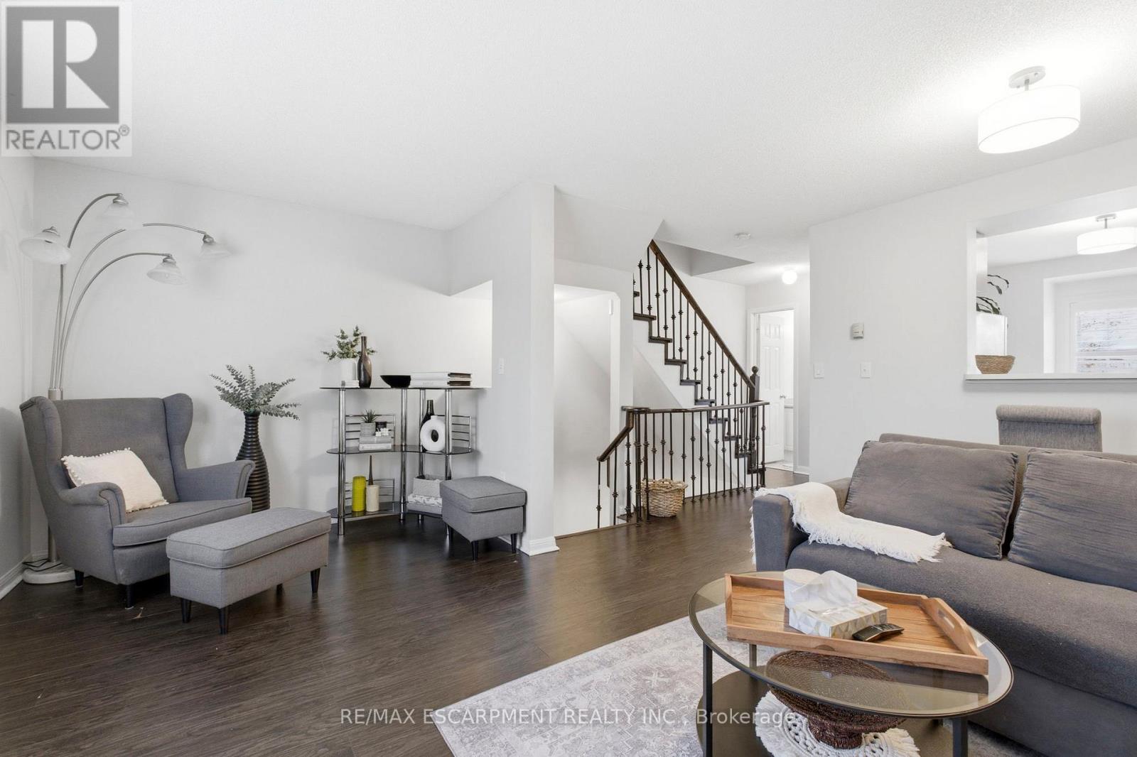 Row / Townhouse for Sale in 2 - 80 ACORN PLACE|Mississauga (Hurontario), Ontario L4Z4C9 3
