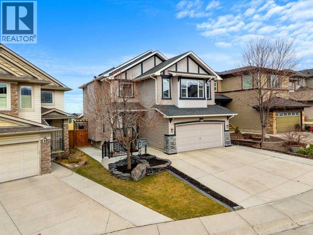 House for Sale in 201 Pantego Road NW|Calgary, Alberta T3K0B8