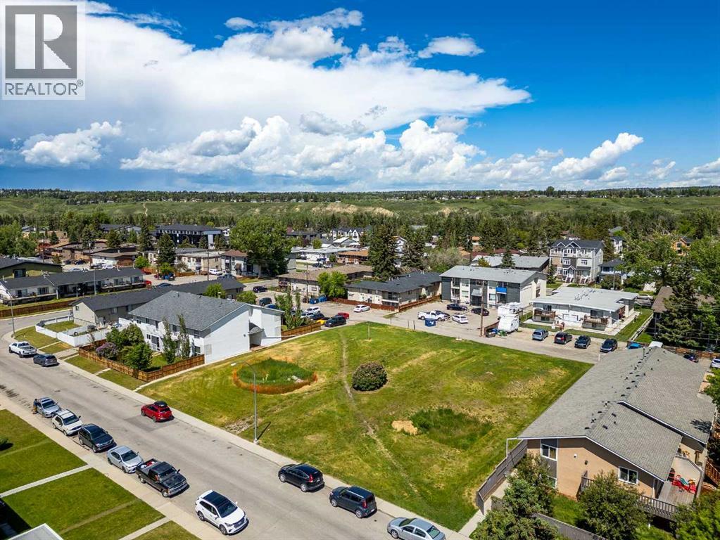 Property for Sale in 4320 75 Street NW|Calgary, Alberta T3K2P7 3