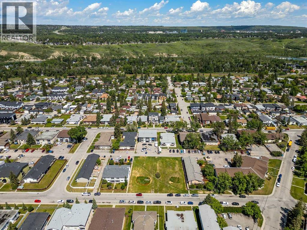 Property for Sale in 4320 75 Street NW|Calgary, Alberta T3K2P7 4
