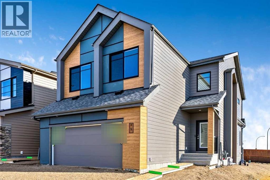 House for Sale in 5 Heartwood Lane SE|Calgary, Alberta T3M2K1