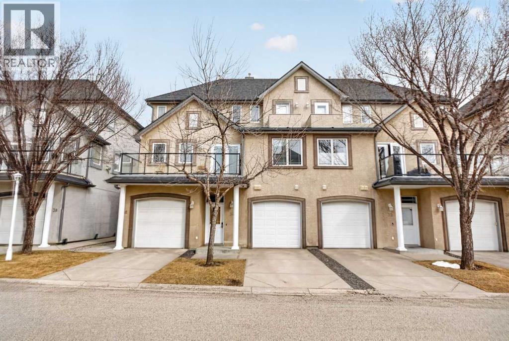 Row / Townhouse for Sale in 34 Simcoe Place SW|Calgary, Alberta T3H4T8 3
