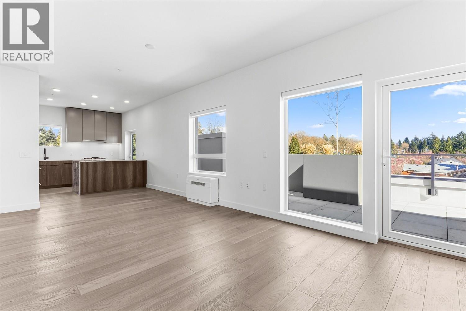 302 3590 W 39TH AVENUE|Vancouver, British Columbia V6N3A5