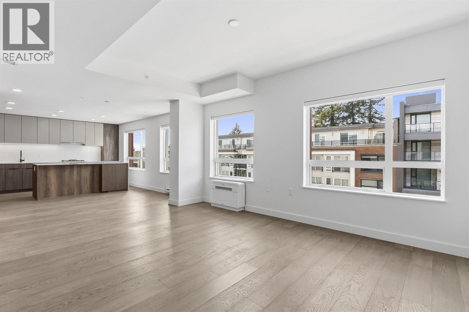 307 3590 W 39TH AVENUE|Vancouver, British Columbia V6N3A5