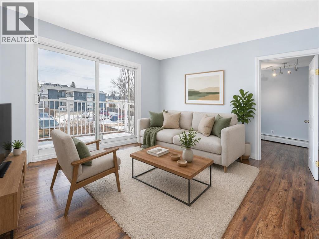 Apartment for Sale in 5, 4328 75 Street NW|Calgary, Alberta T3B2M8
