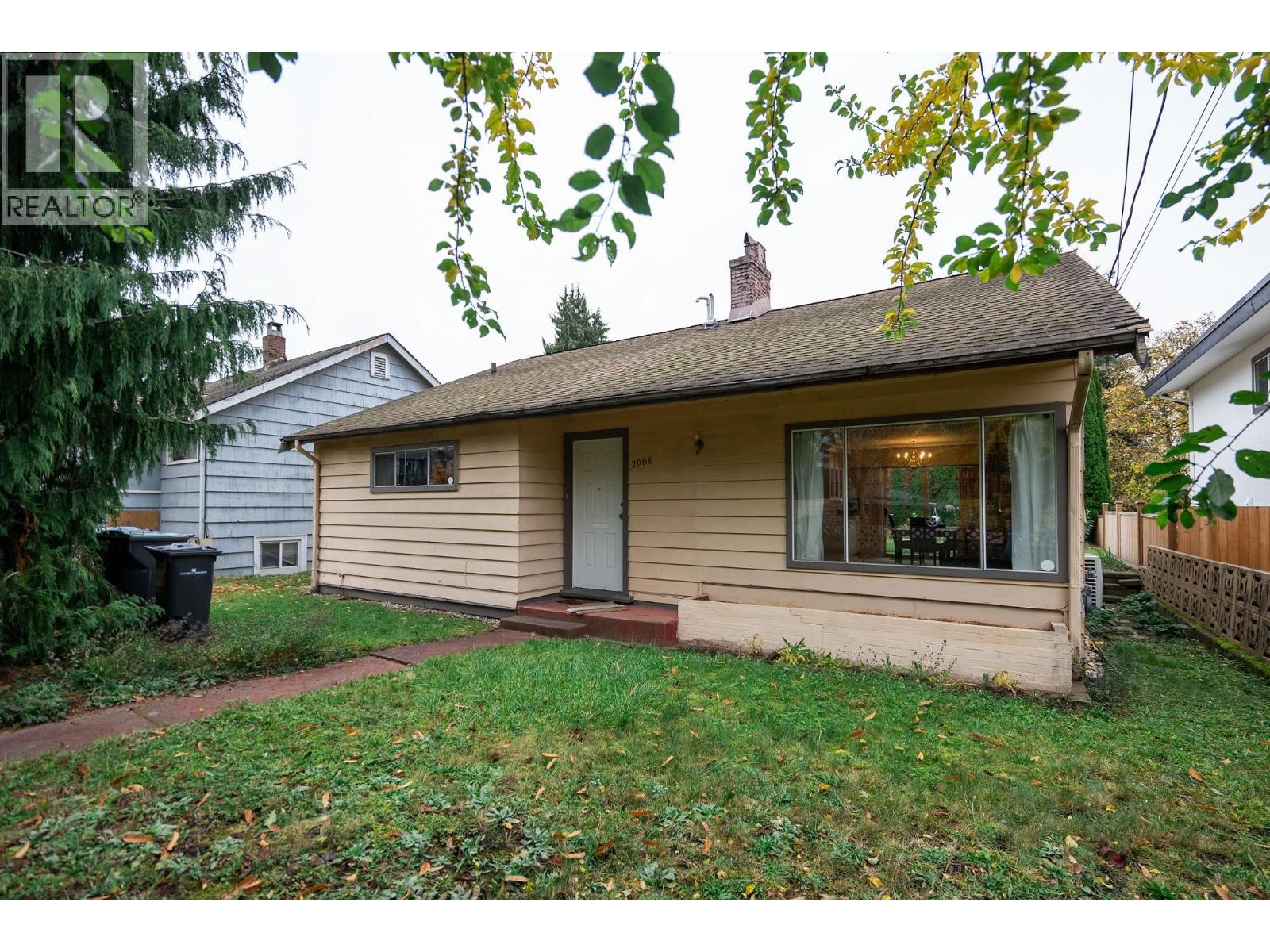 2006 HAMILTON STREET|New Westminster, British Columbia V3M2P6