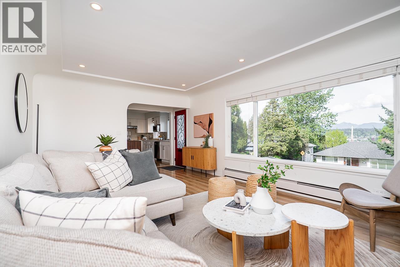 914 LADNER STREET|New Westminster, British Columbia V3L4W4