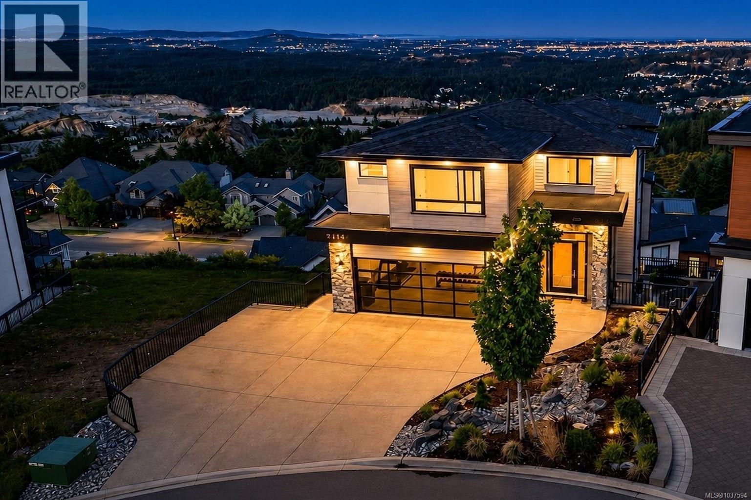 For sale: 2185 Navigators Rise, Langford, British Columbia V9B0P4 ...