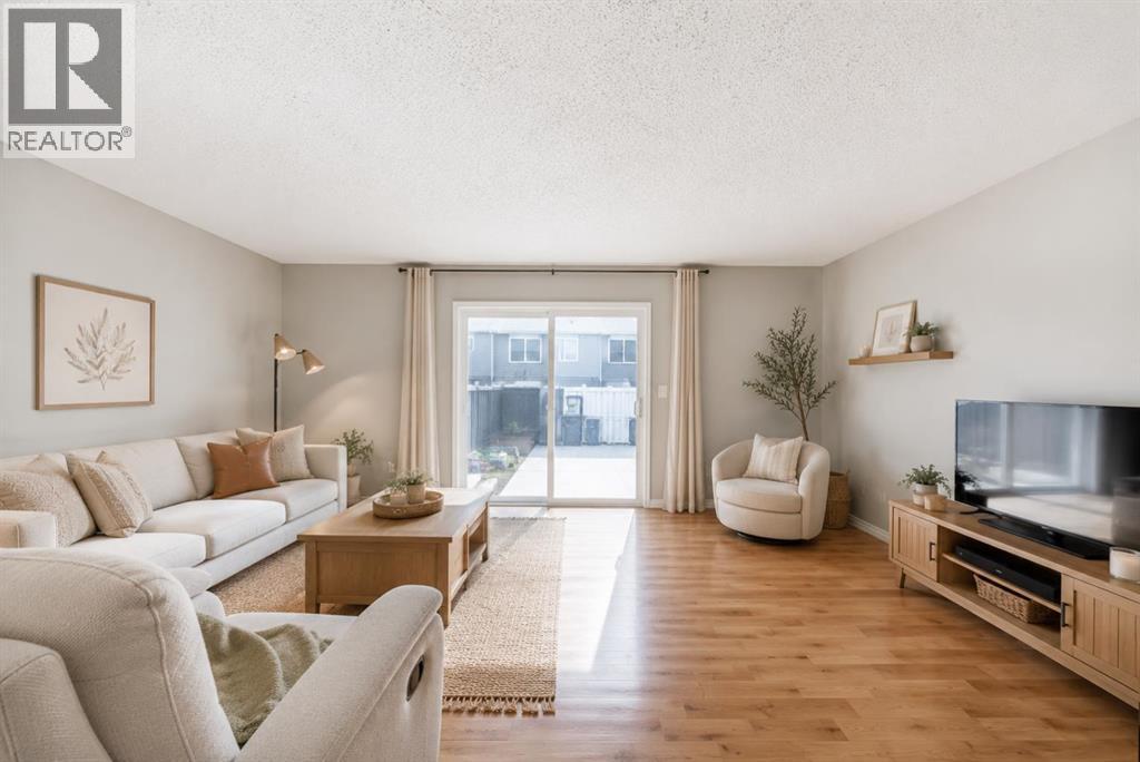 Row / Townhouse for Sale in 702, 9930 Bonaventure Drive SE|Calgary, Alberta T2J4L4 3