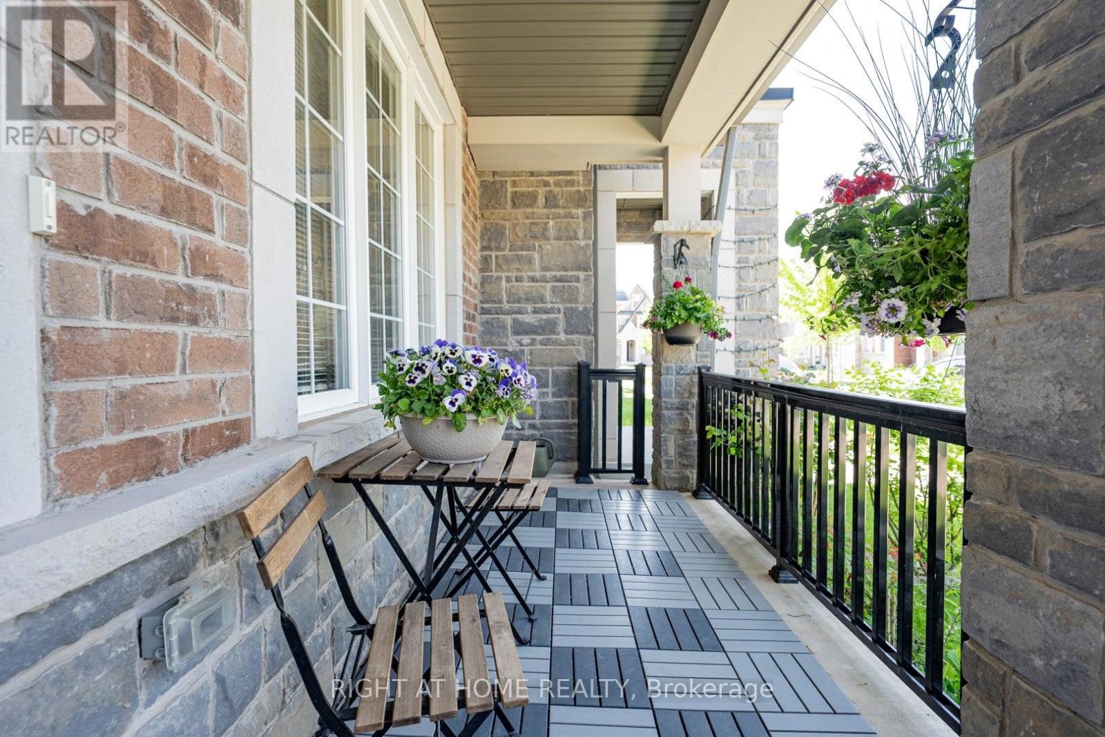 Row / Townhouse for Sale in 3315 VARDON WAY|Oakville (GO Glenorchy), Ontario L6M1S1 3