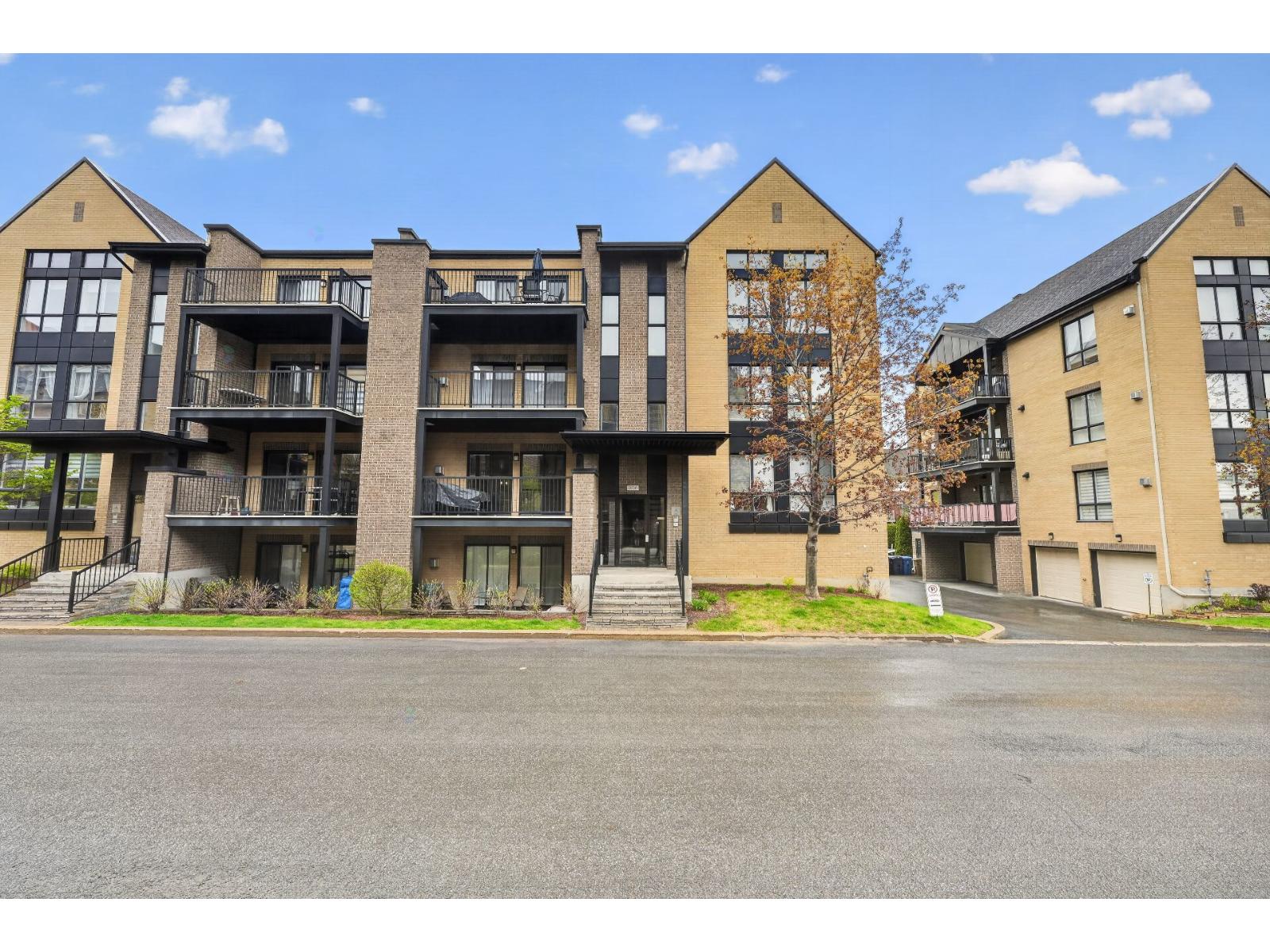 3720 Boul. de Chenonceau, #302, Laval (Chomedey), Quebec H7T0B2