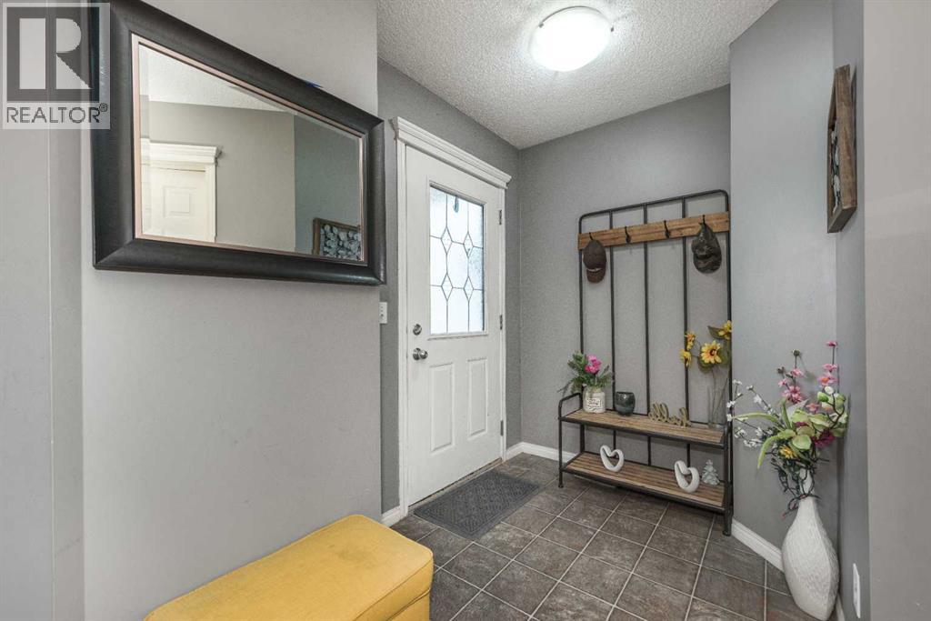 House for Sale in 56 Evansbrooke Landing|Calgary, Alberta T3P1G5 3
