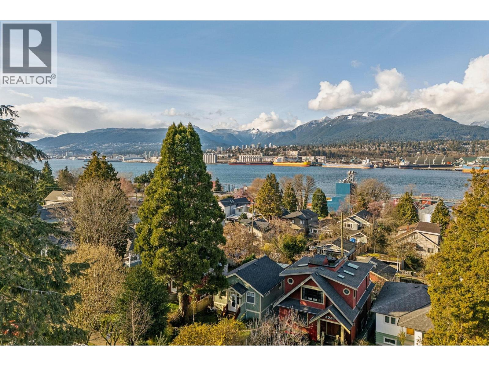 2798 YALE STREET|Vancouver, British Columbia V5K1C3
