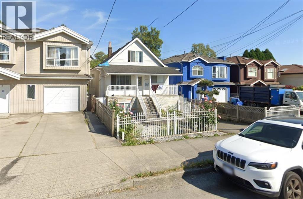4904 RUPERT STREET|Vancouver, British Columbia V3S2J1