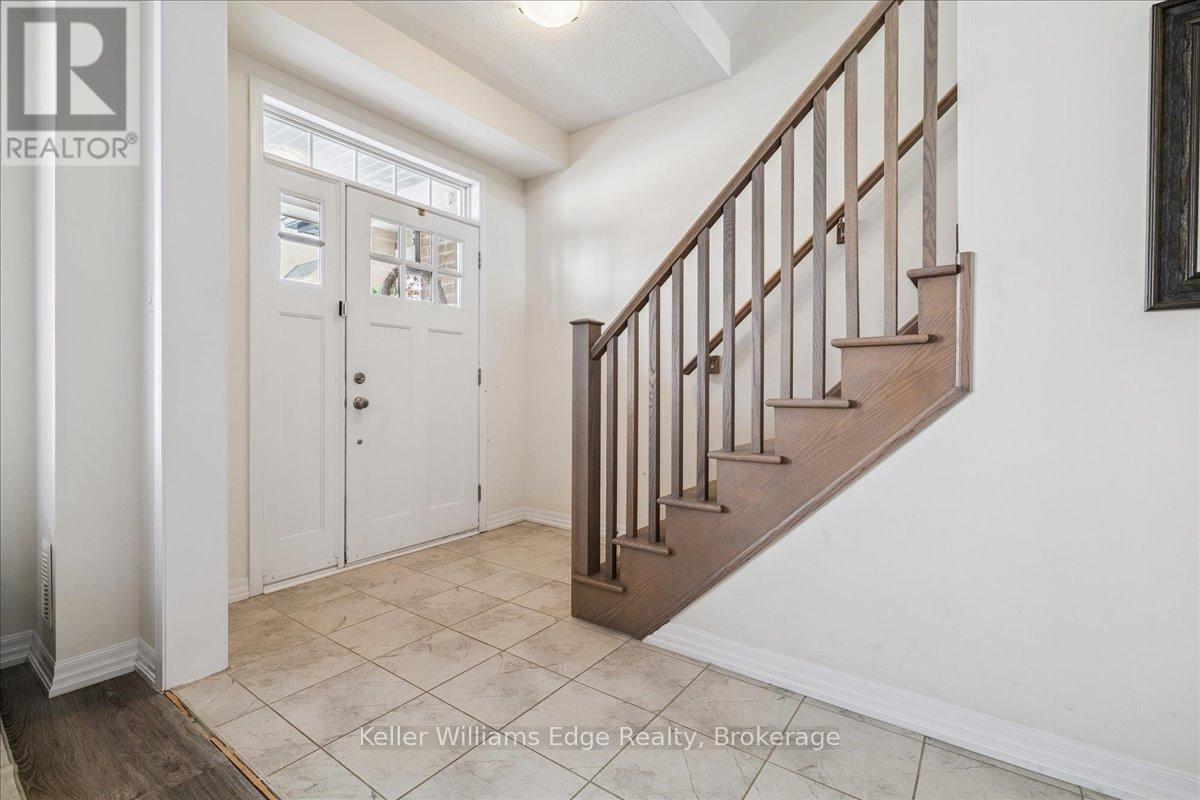 Row / Townhouse for Sale in 244 HAROLD DENT TRAIL|Oakville (GO Glenorchy), Ontario L6M1S2 4