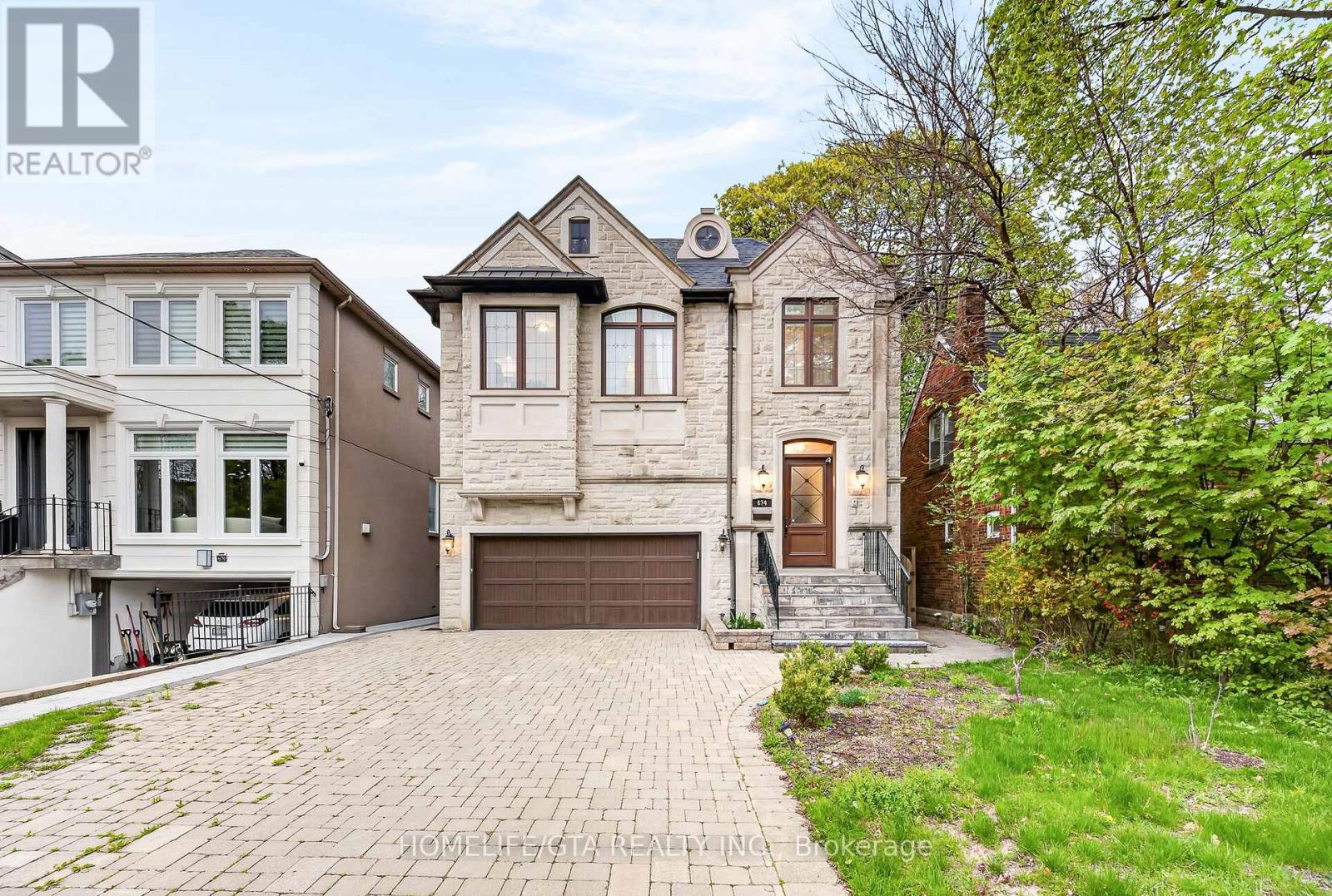 674 BEDFORD PARK AVENUE